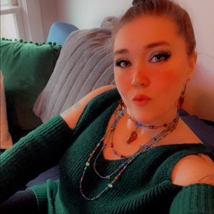 Meet your Posher, Ari